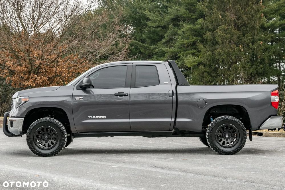 Toyota Tundra - 12