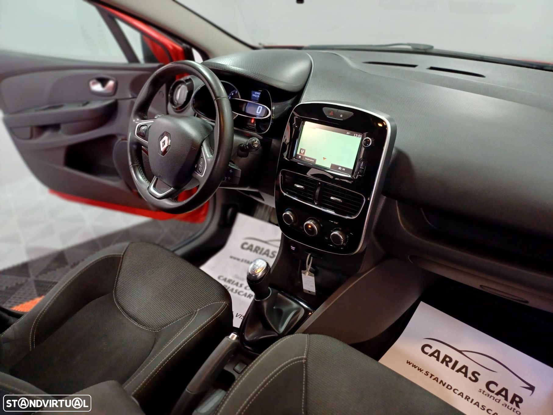 Renault Clio 0.9 TCe Limited - 10