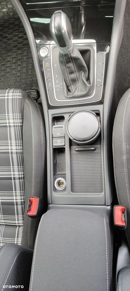 Volkswagen Golf GTD (BlueMotion Technology) DSG - 27