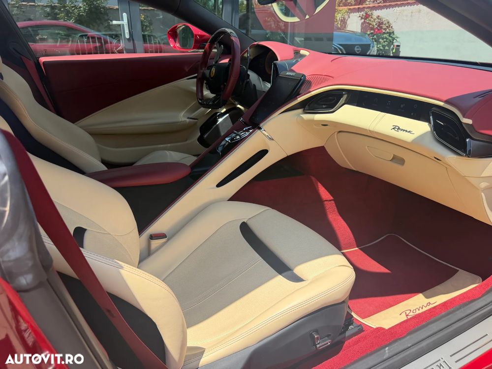 Ferrari Roma - 10