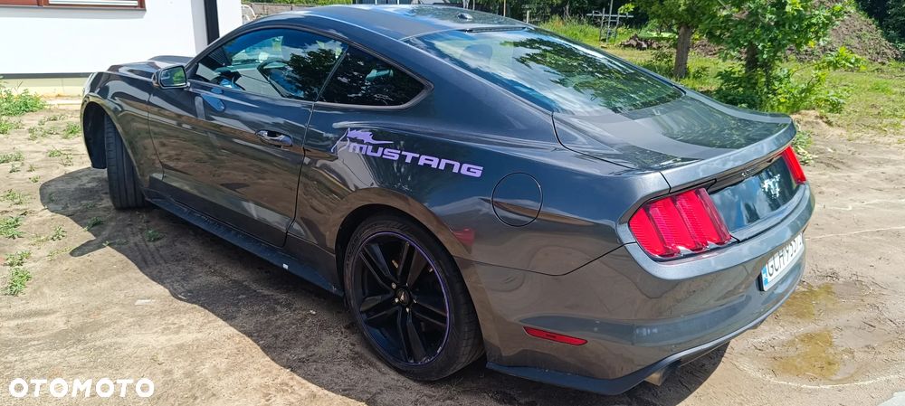 Ford Mustang 2.3 Eco Boost - 2