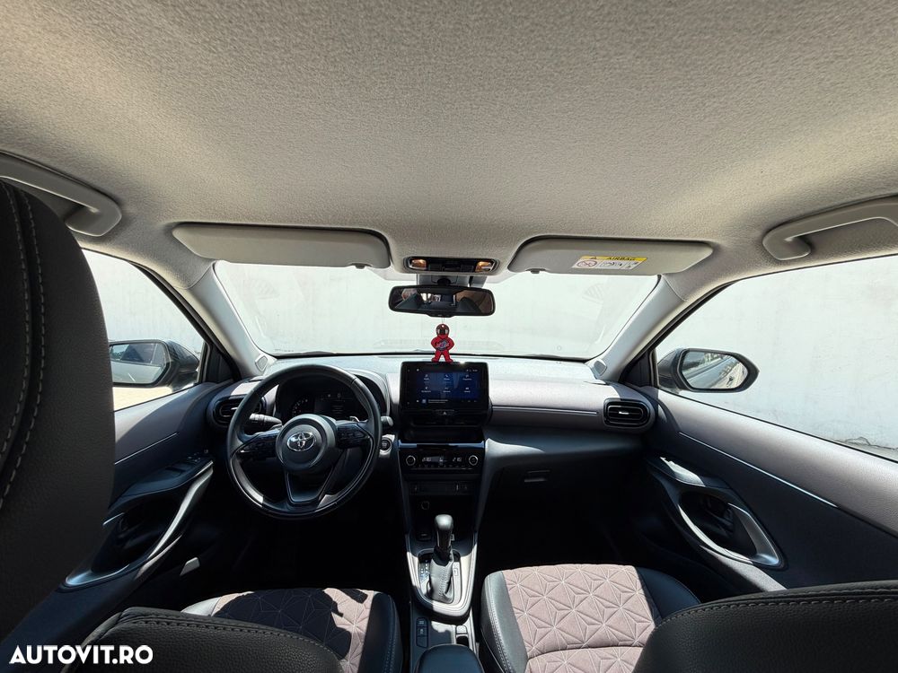 TOYOTA Yaris Cross 2023 — imagine 12