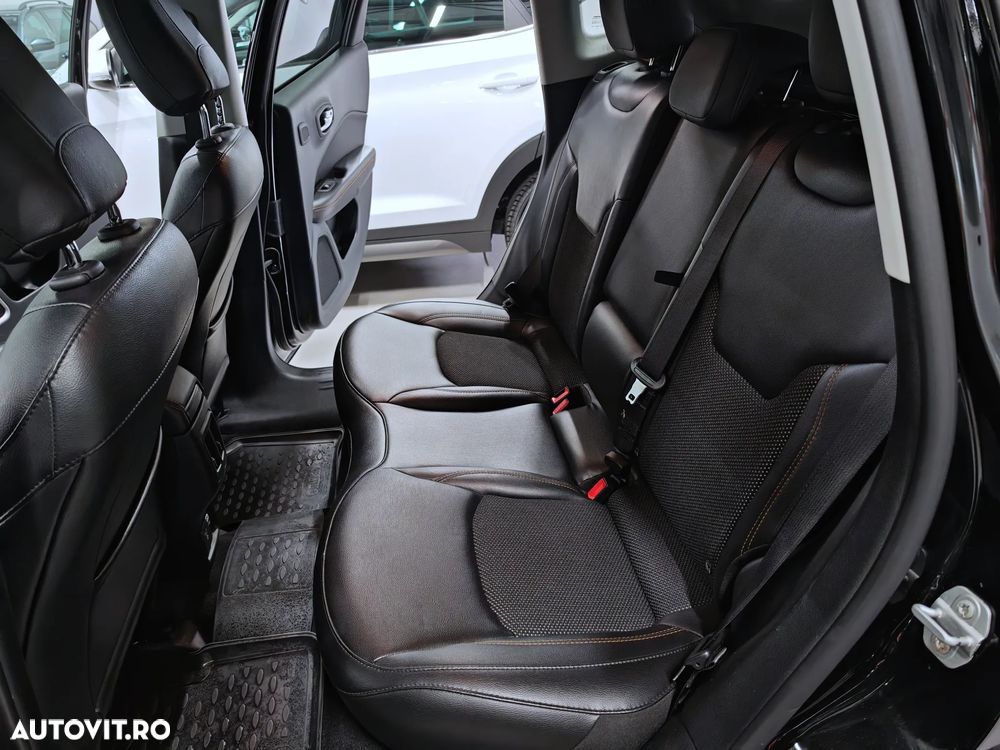 Jeep Compass 1.4 M-Air 4x4 AT Limited - 29
