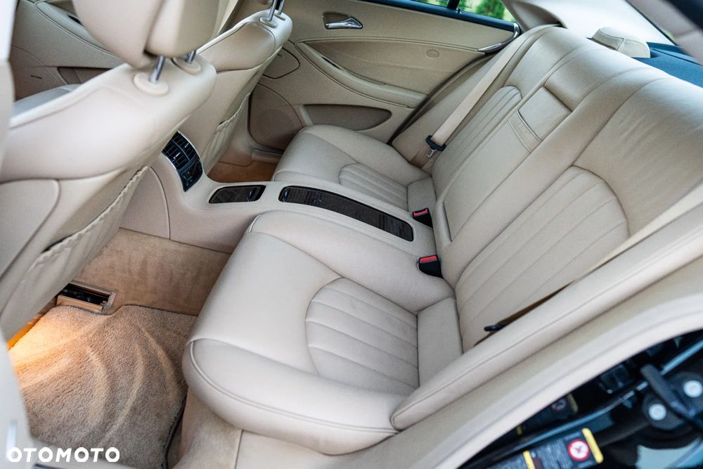 Mercedes-Benz CLS 500 7G-TRONIC - 23