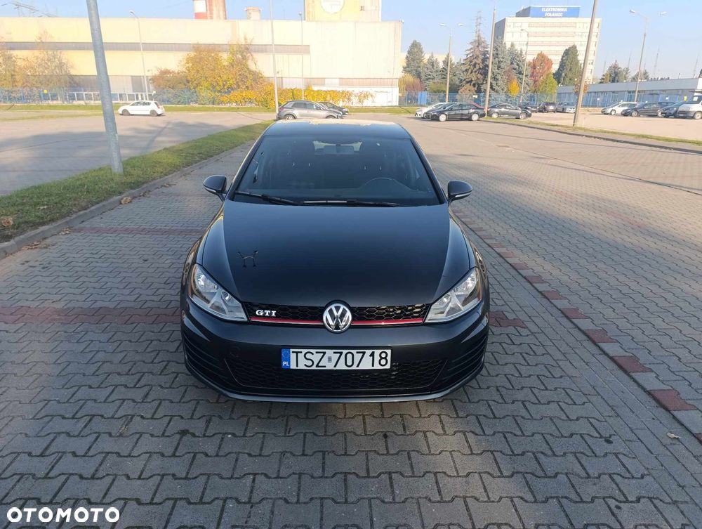 Volkswagen Golf 2.0 TSI BMT GTI - 32