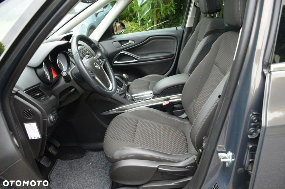 Opel Zafira - 21