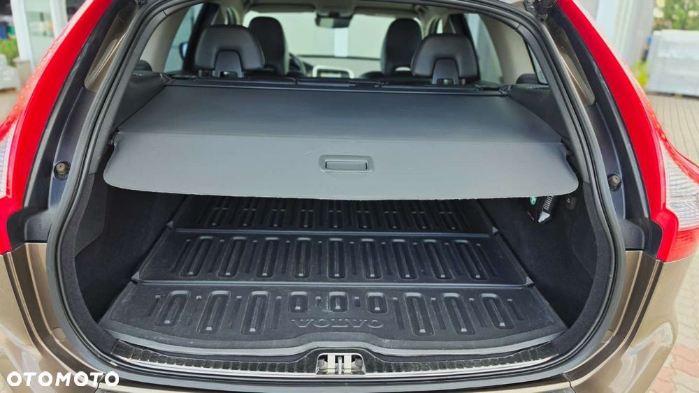 Volvo XC 60 D3 Geartronic Summum - 22
