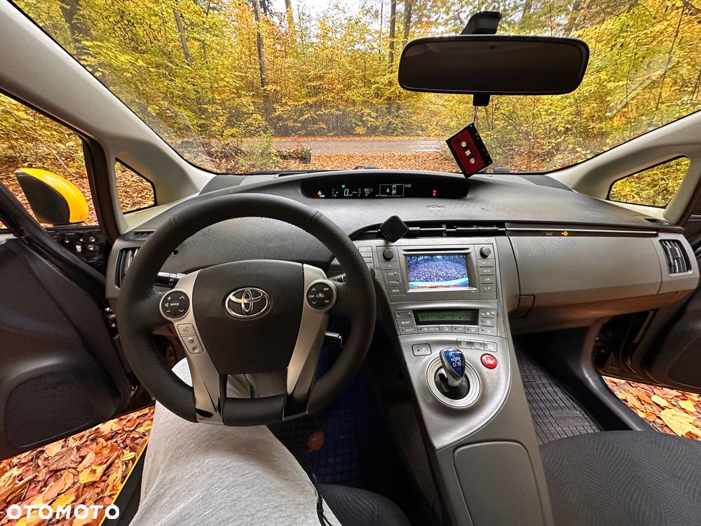 Toyota Prius - 8