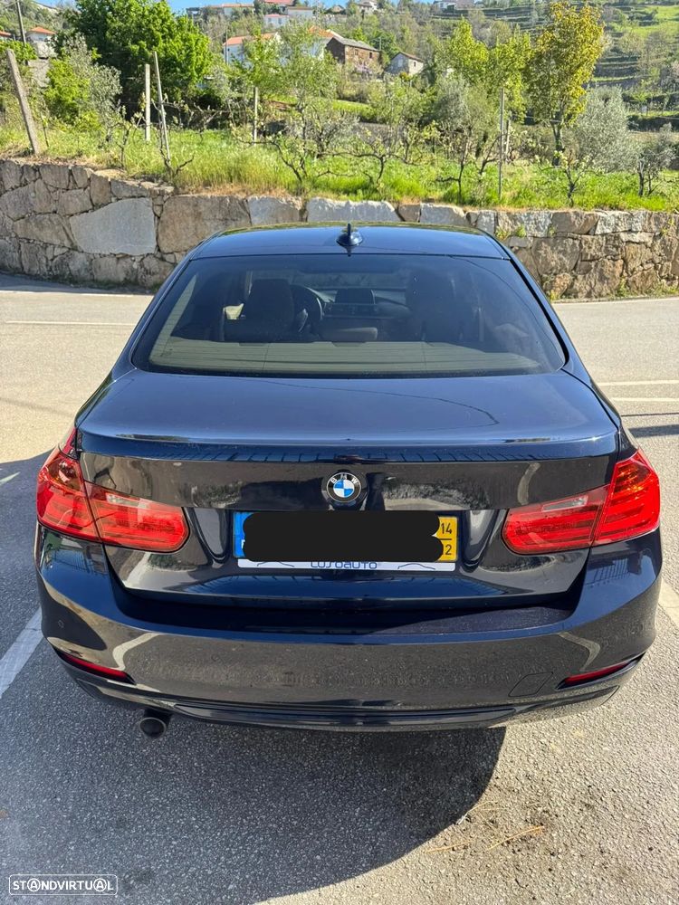 BMW 318 d Auto Line Sport - 4