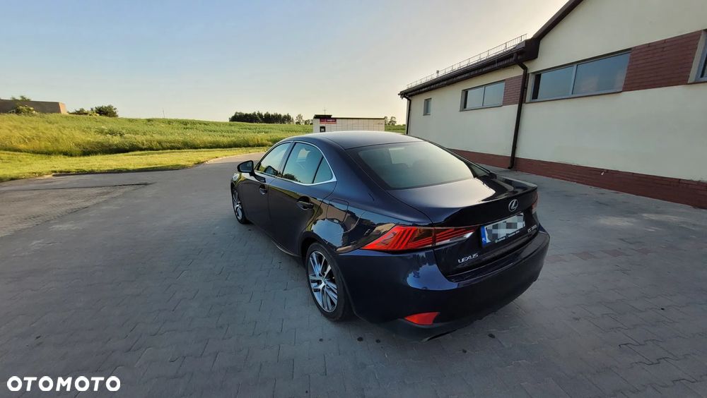 Lexus IS 200t / 300 Elegance - 8
