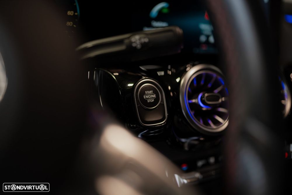 Mercedes-Benz GLA 250 e 8G-DCT AMG Line - 40