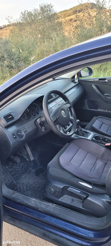Volkswagen Passat 1.9TDI Comfortline - 5