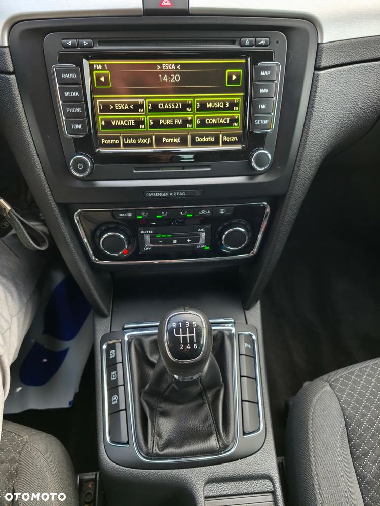 Skoda Superb 1.6 TDI GreenLine - 22
