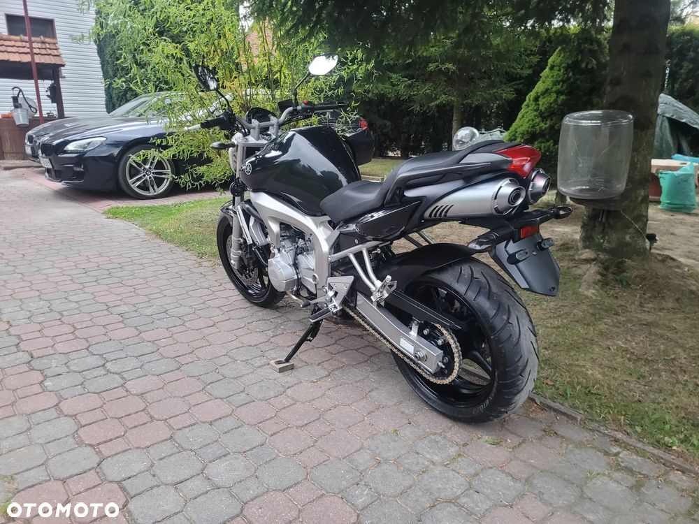 Yamaha FZ6 - 30