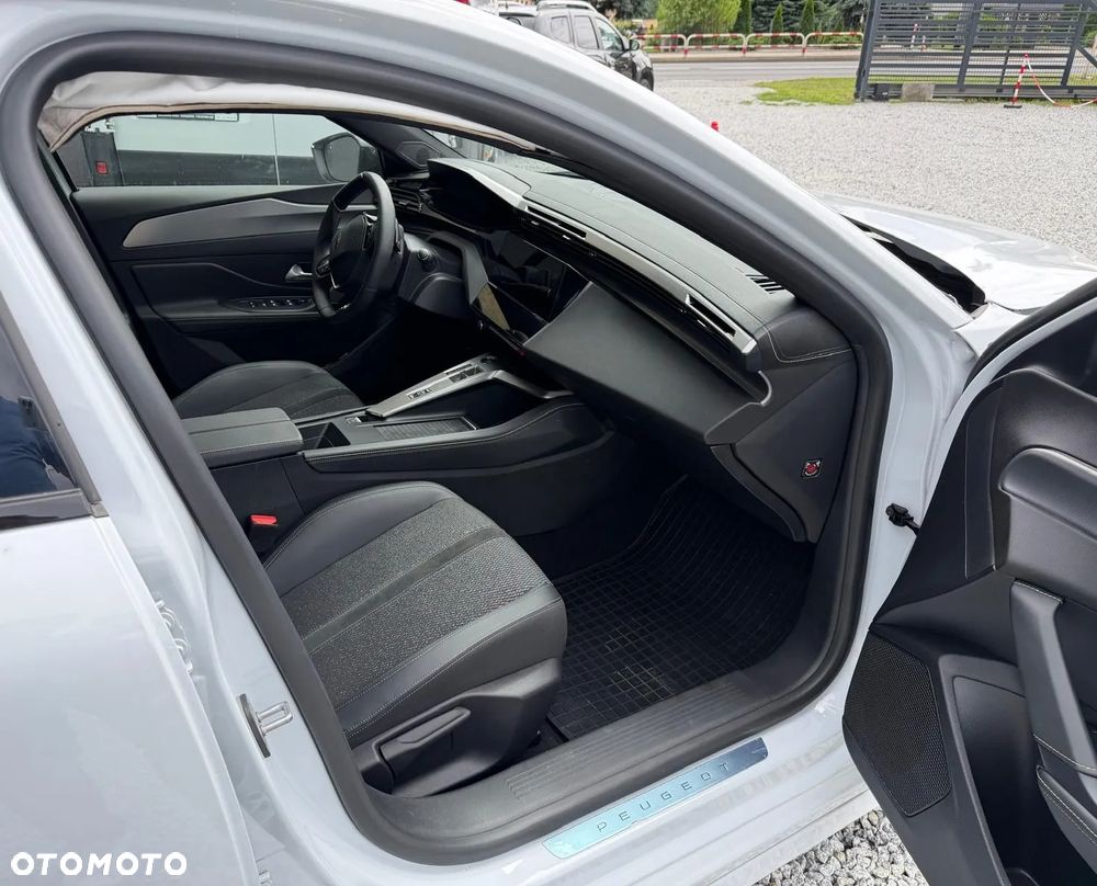 Peugeot 308 - 11
