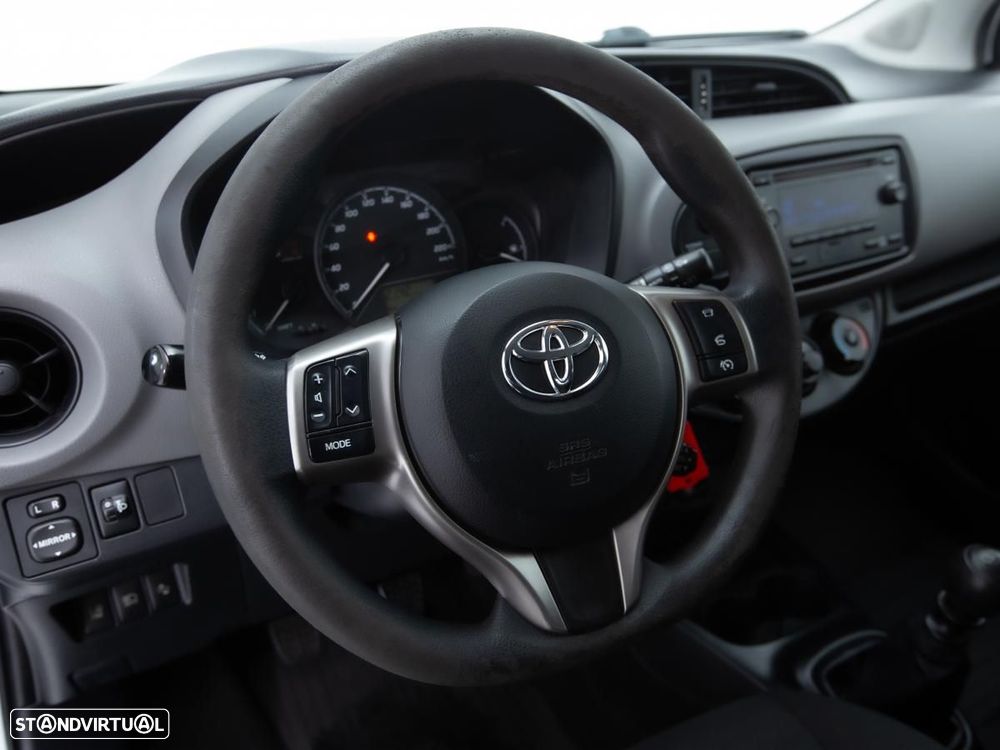 Toyota Yaris bizz 1.4 D-4D c/IVA - 13