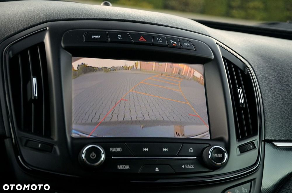 Opel Insignia - 24