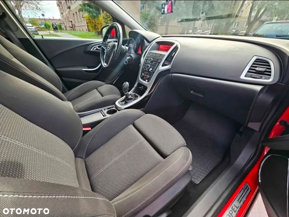 Opel Astra 2.0 CDTI DPF Cosmo - 6