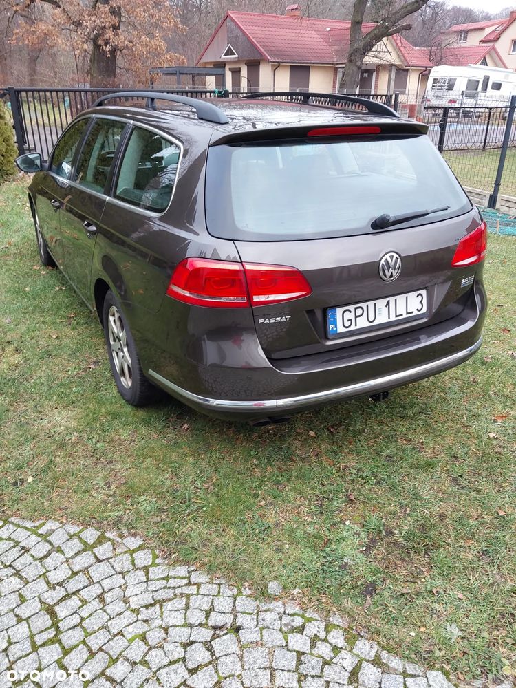 Volkswagen Passat 2.0 TDI Comfortline - 4