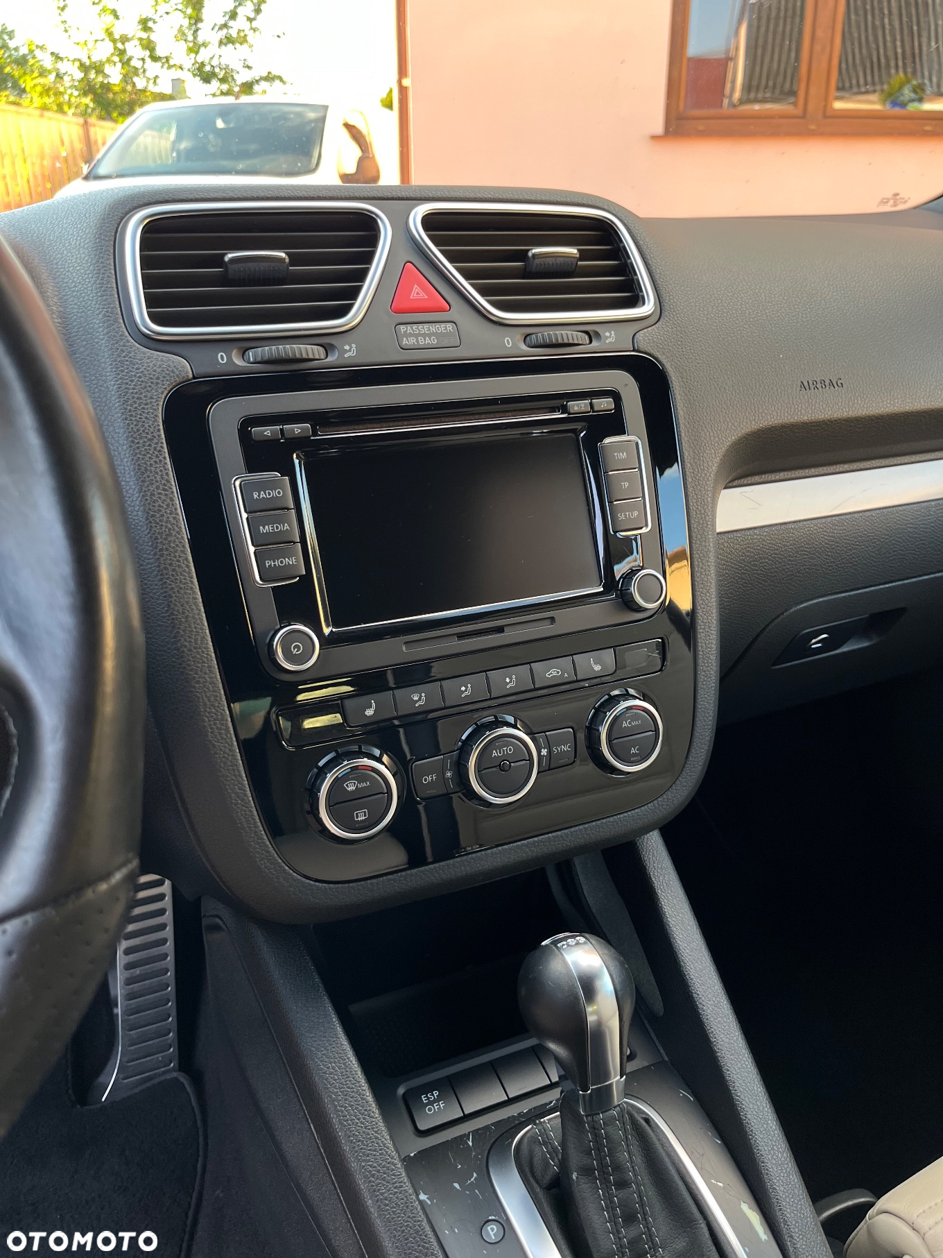 Volkswagen Scirocco 2.0 TDI DSG - 11