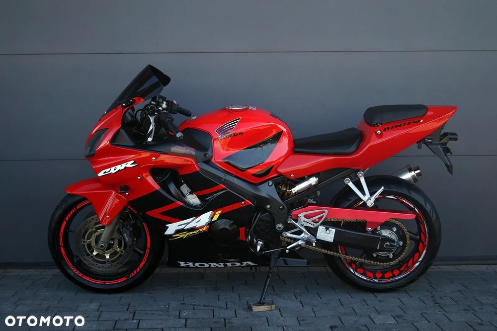 Honda CBR - 7