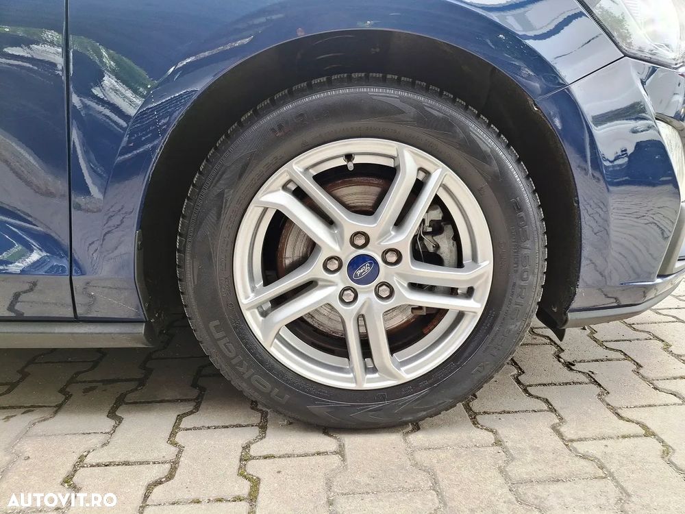 Ford Focus 1.5 EcoBlue Connected - 23