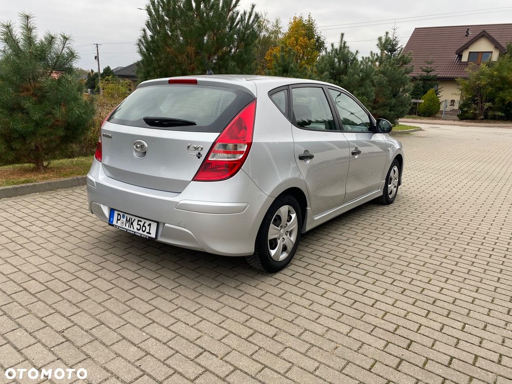 Hyundai I30 2010 photo 5