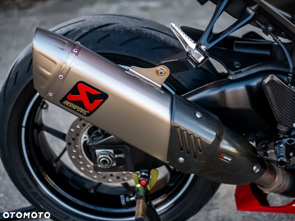 Honda CBR - 13