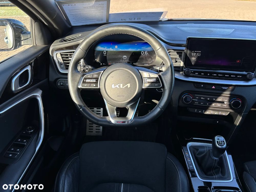 Kia ProCeed - 9