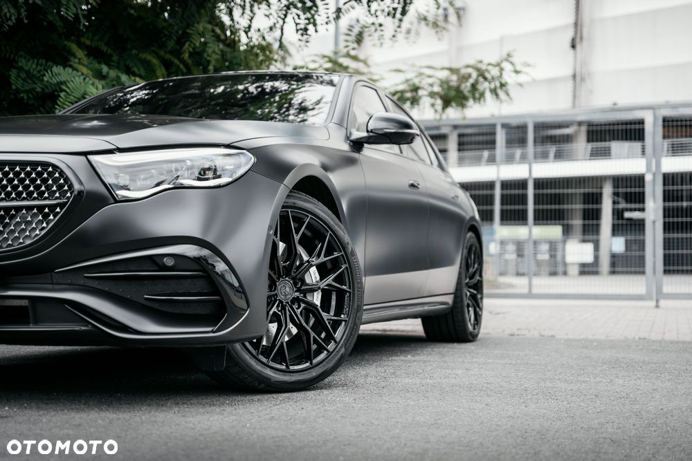 Mercedes-Benz Klasa E 300 AMG - 7