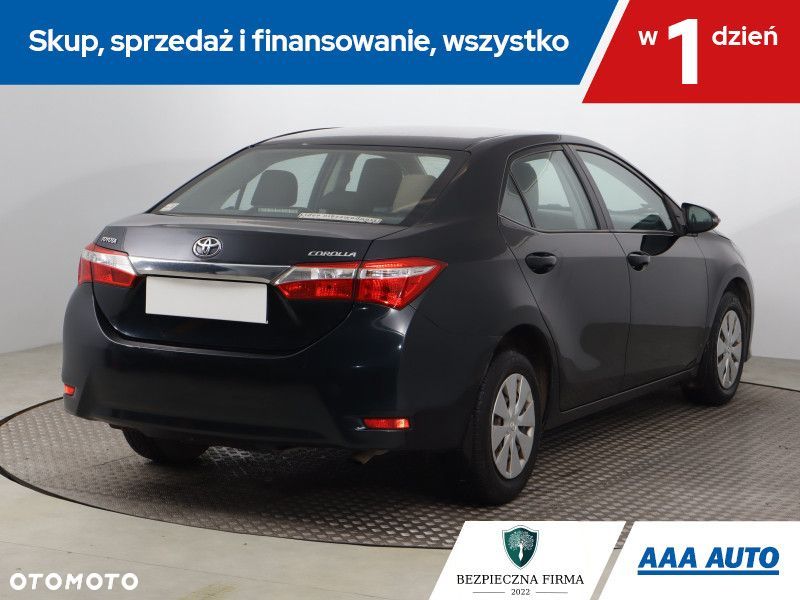 Toyota Corolla - 7