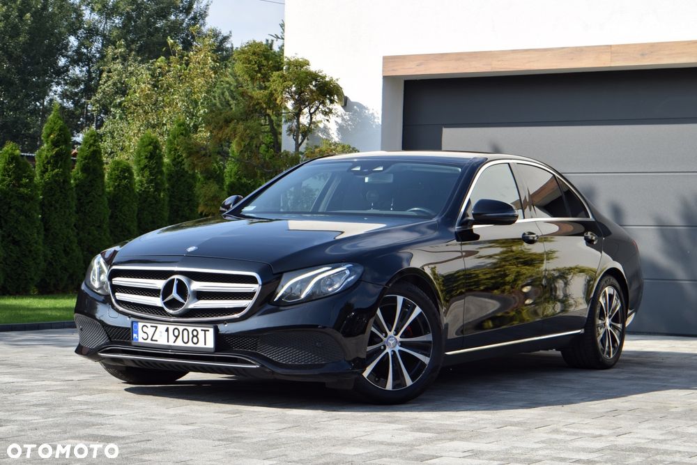 Mercedes-Benz Klasa E 220 d Business Edition 9G-TRONIC - 37