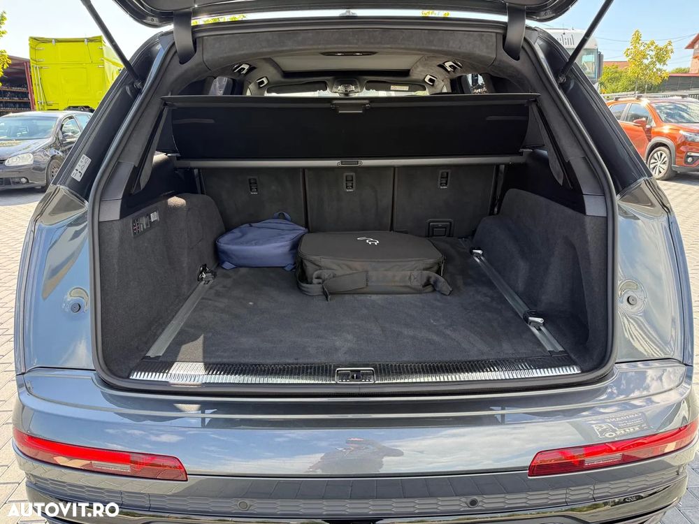 Audi Q7 3.0 60 TFSIe quattro Tiptronic S Line - 7