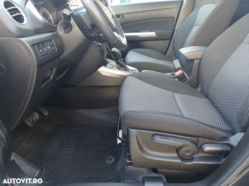 Suzuki Vitara 1.5 HEV Spirit - 12