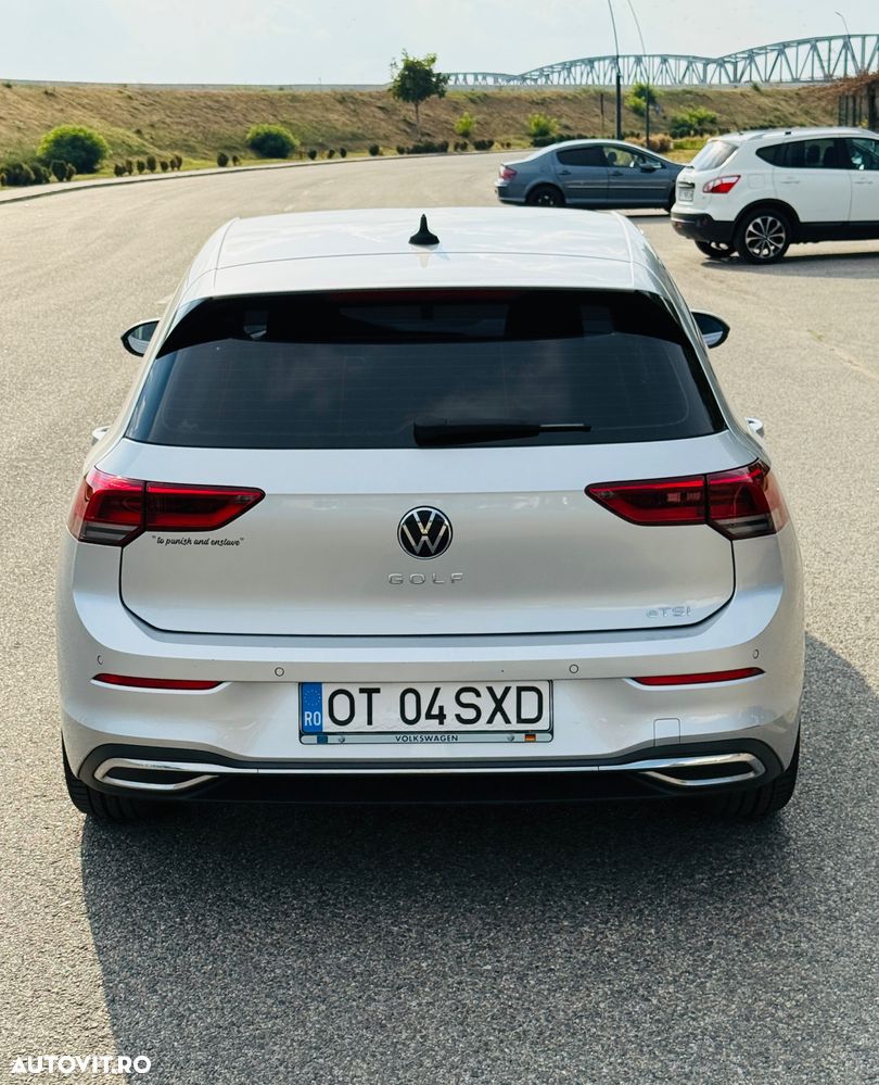 Volkswagen Golf 1.5 eTSI ACT DSG MHEV Style - 4