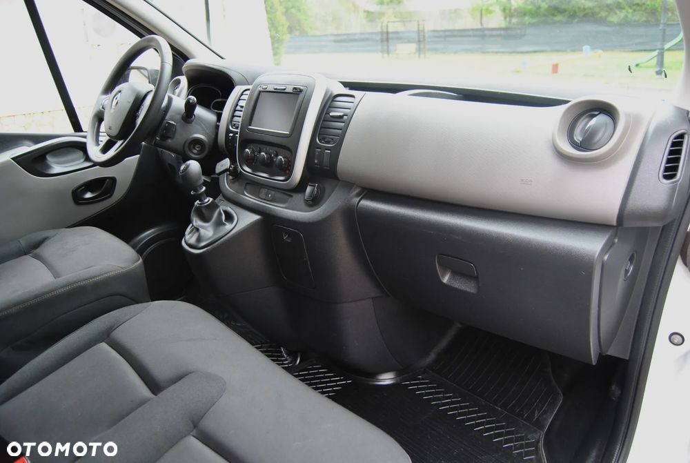Renault Trafic - 6