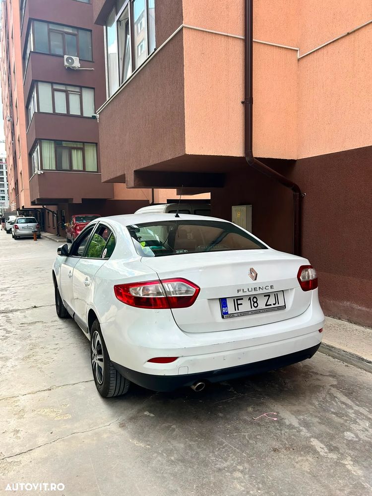 Renault Fluence 1.6 Authentique - 4