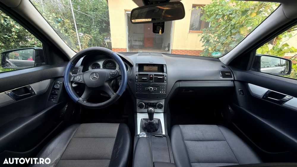 Mercedes-Benz C - 5