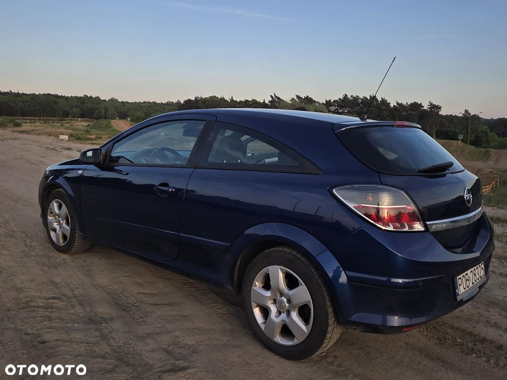 Opel Astra 1.7 CDTI Sport - 2