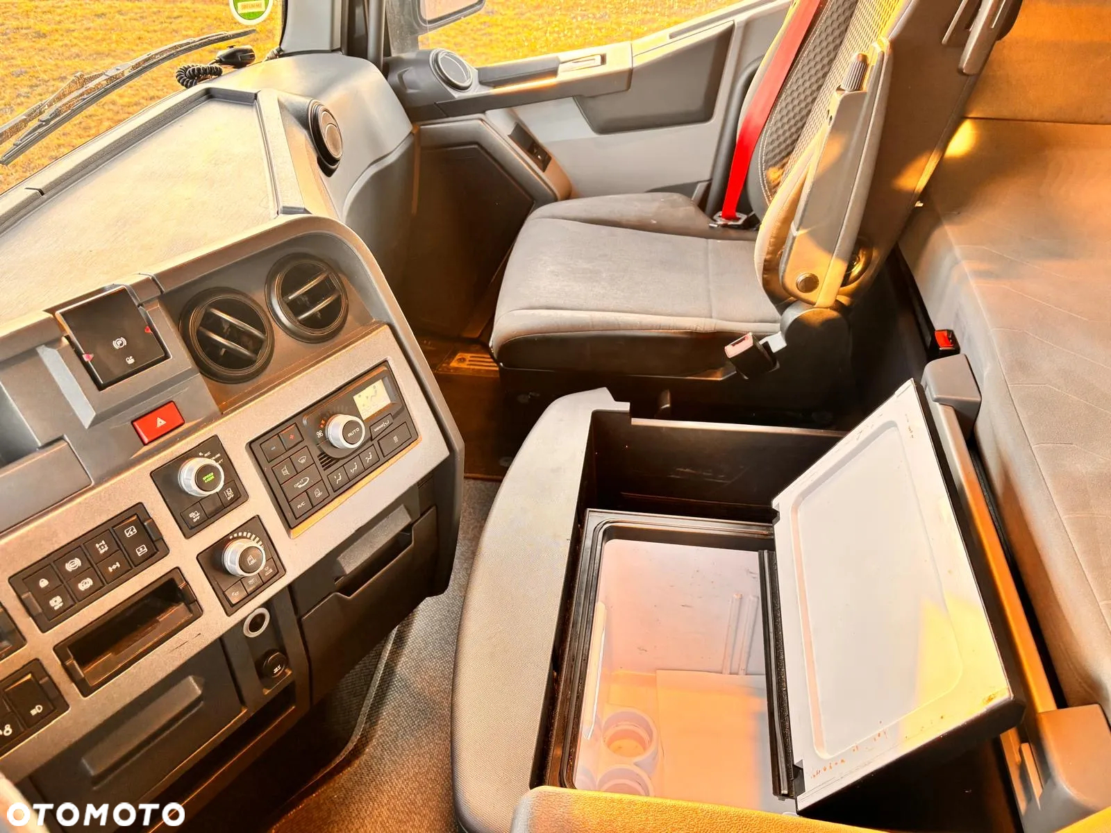 Renault T480 - 9
