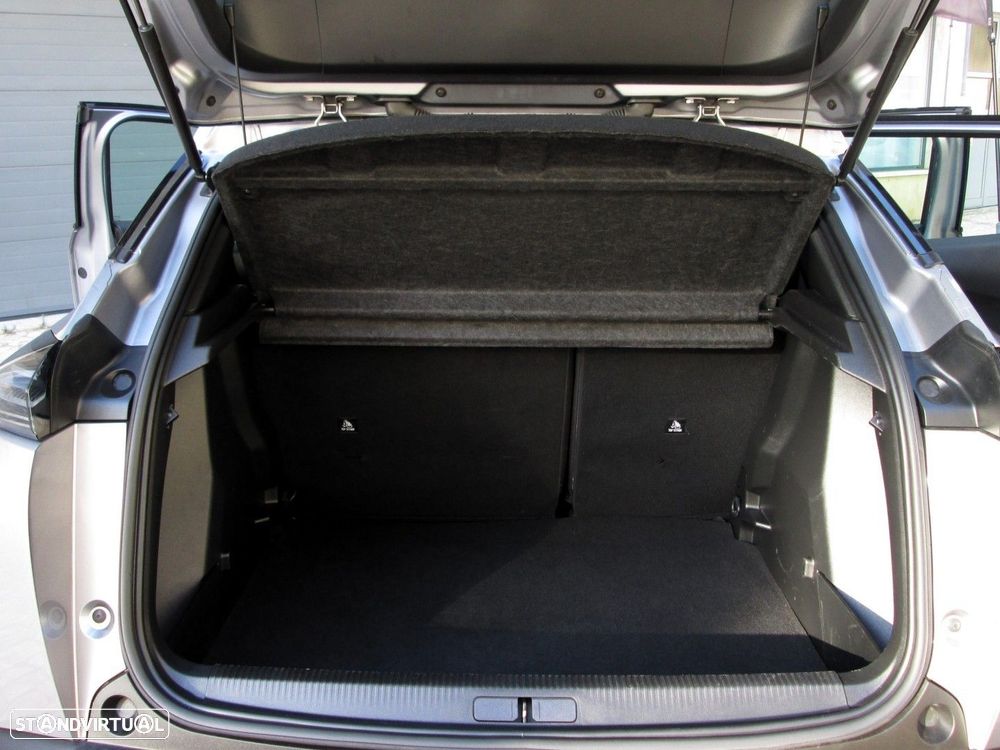 Peugeot 2008 1.2 PureTech Active - 23