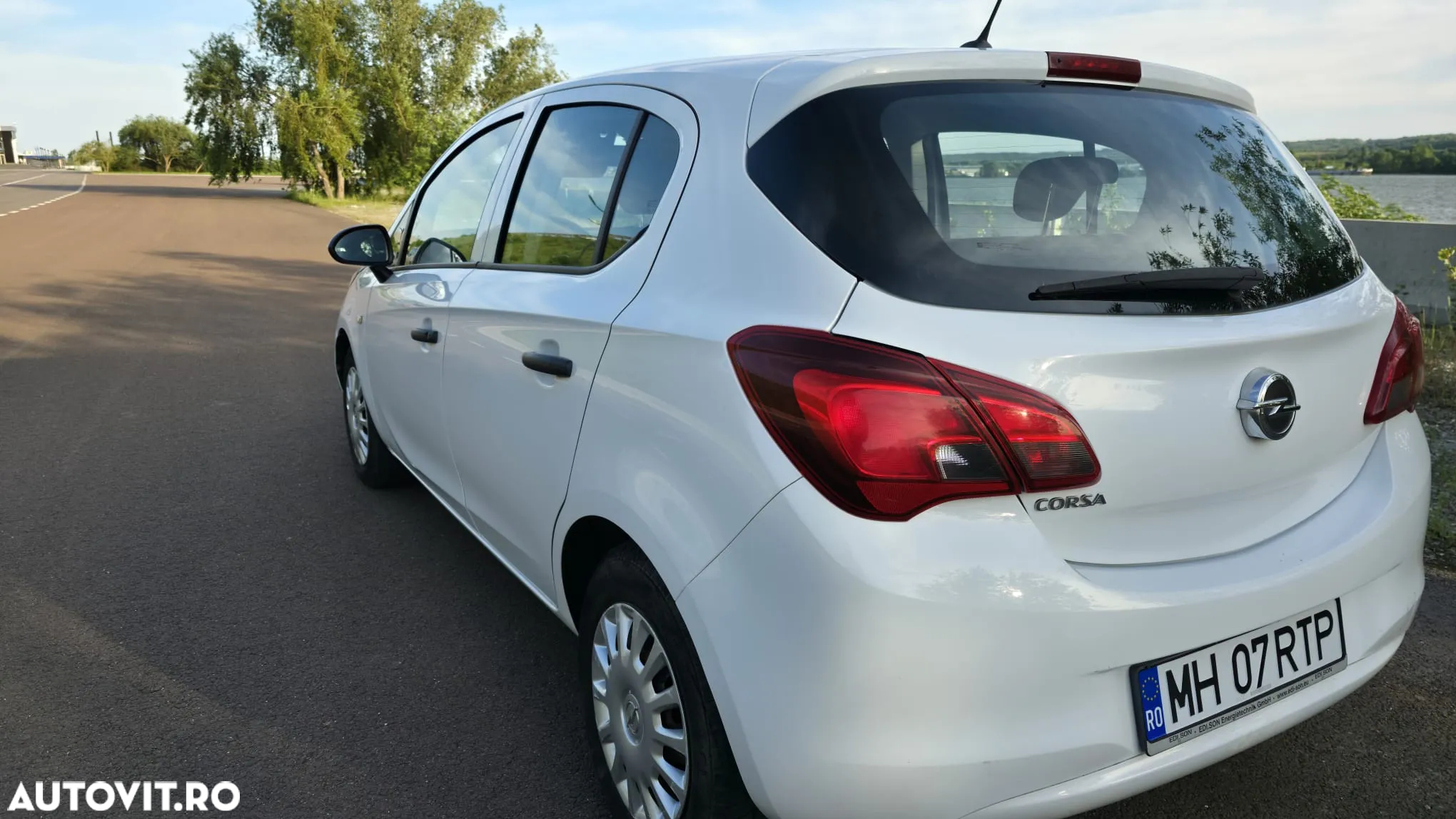 Opel Corsa 1.2 TWINPORT ECOTEC Enjoy - 6