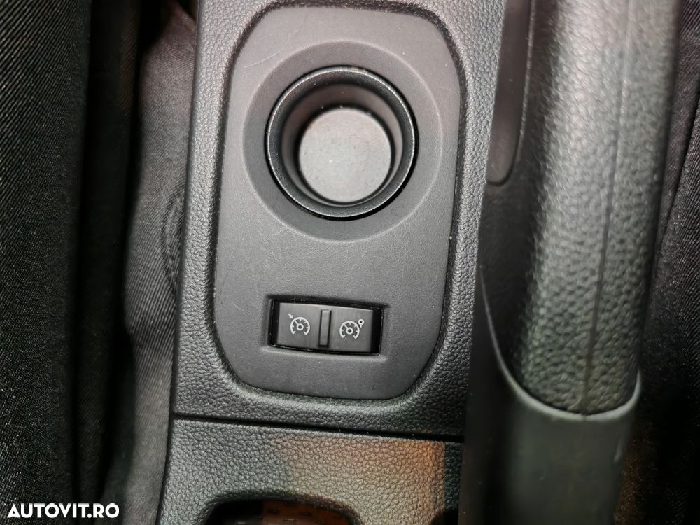 Dacia Duster SCe 115 2WD Comfort - 17