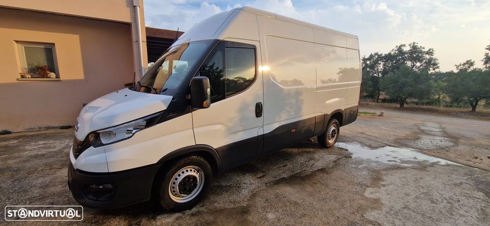 Iveco Daily 2.3 35C16H 4100 CD - 2