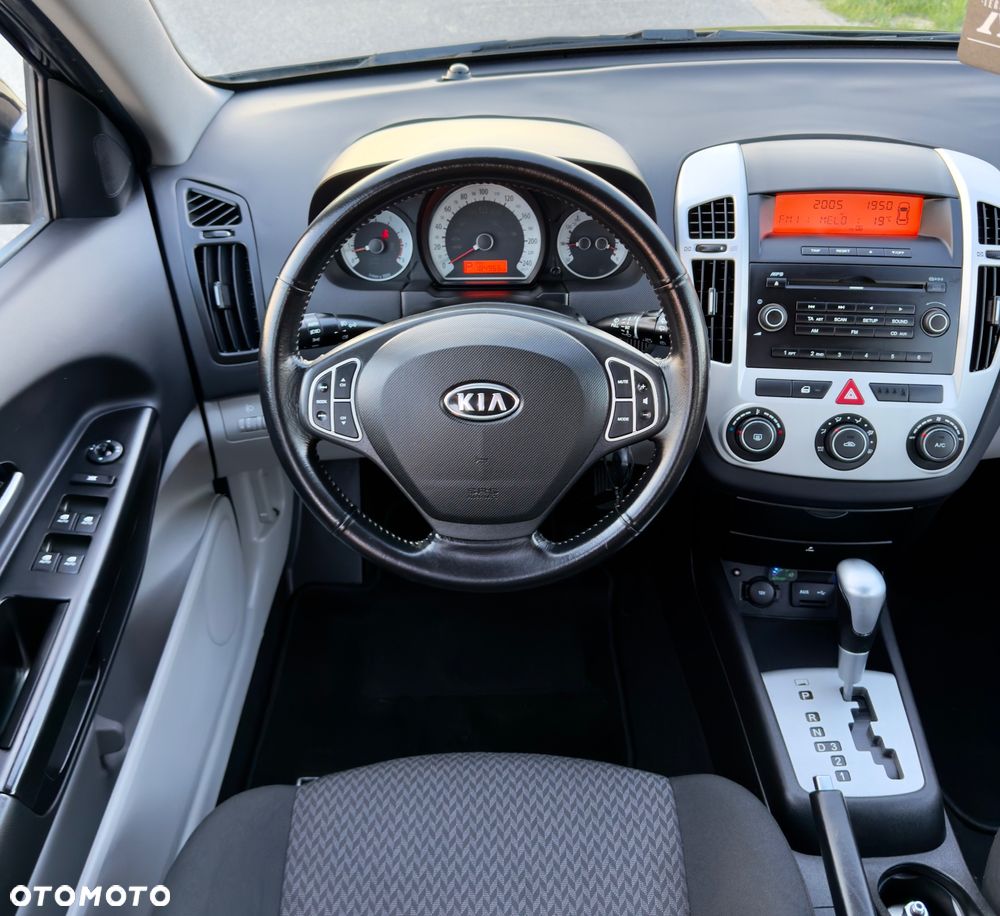 Kia Ceed 1.6 Comfort - 12