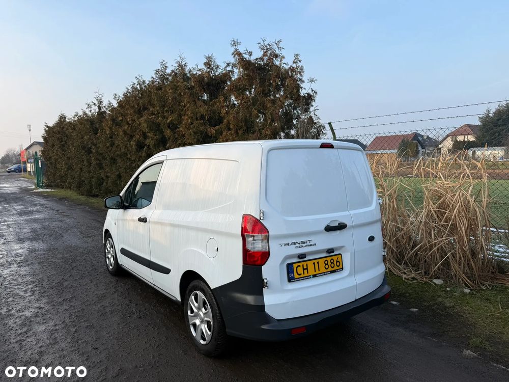 Ford Transit Courier - 2