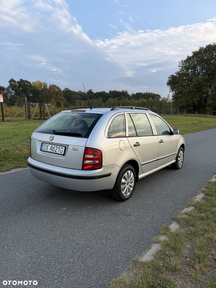 Skoda Fabia - 4