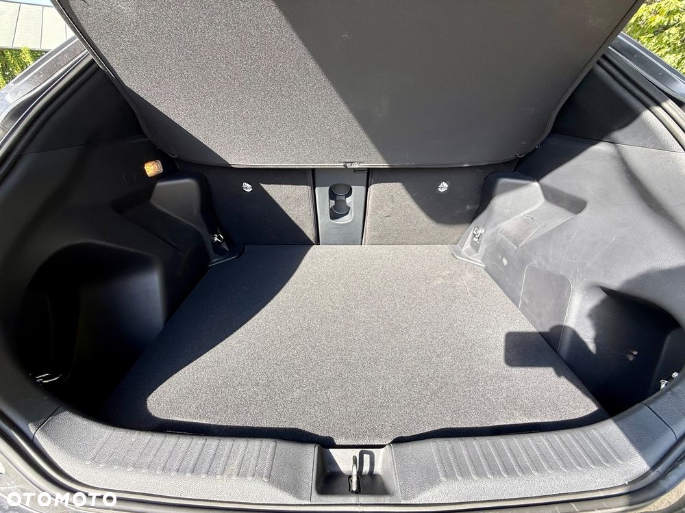 Toyota Yaris Cross Hybrid 1.5 Style AWD - 11