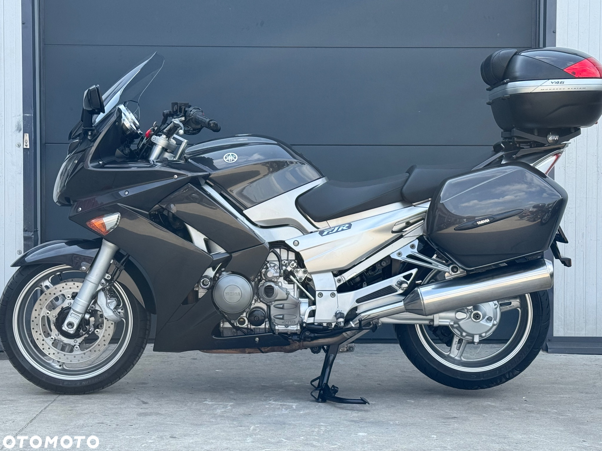 Yamaha FJR - 37