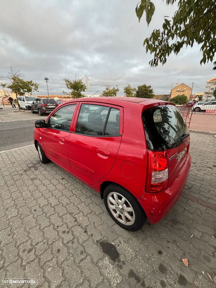 Kia Picanto 2005 photo 3